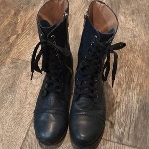 Navy Steve Madden Troopa 8